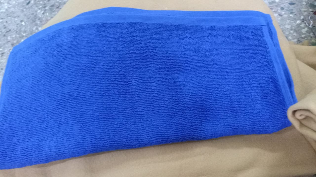 Premium Coloured Cotton Bath Towel - Style 9