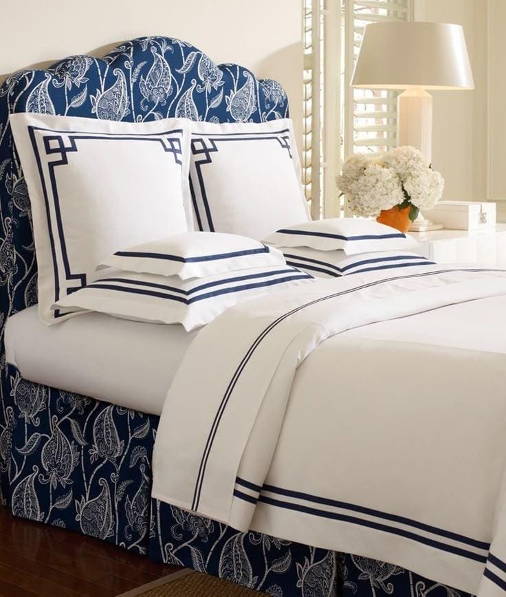 Premium Hotel White Bed Pillow - Style 2
