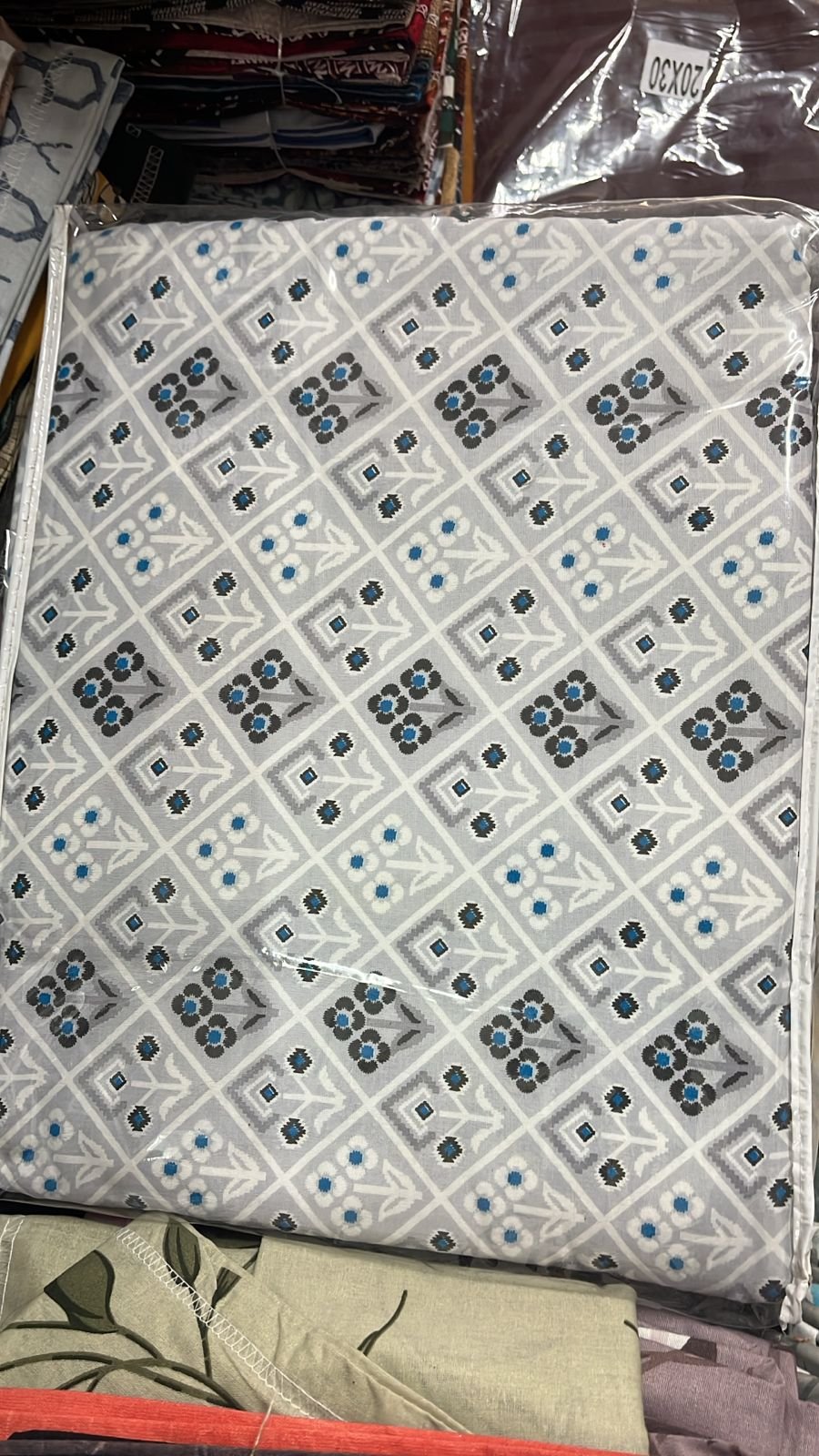 Premium Quilted Hotel Duvet - Design 3