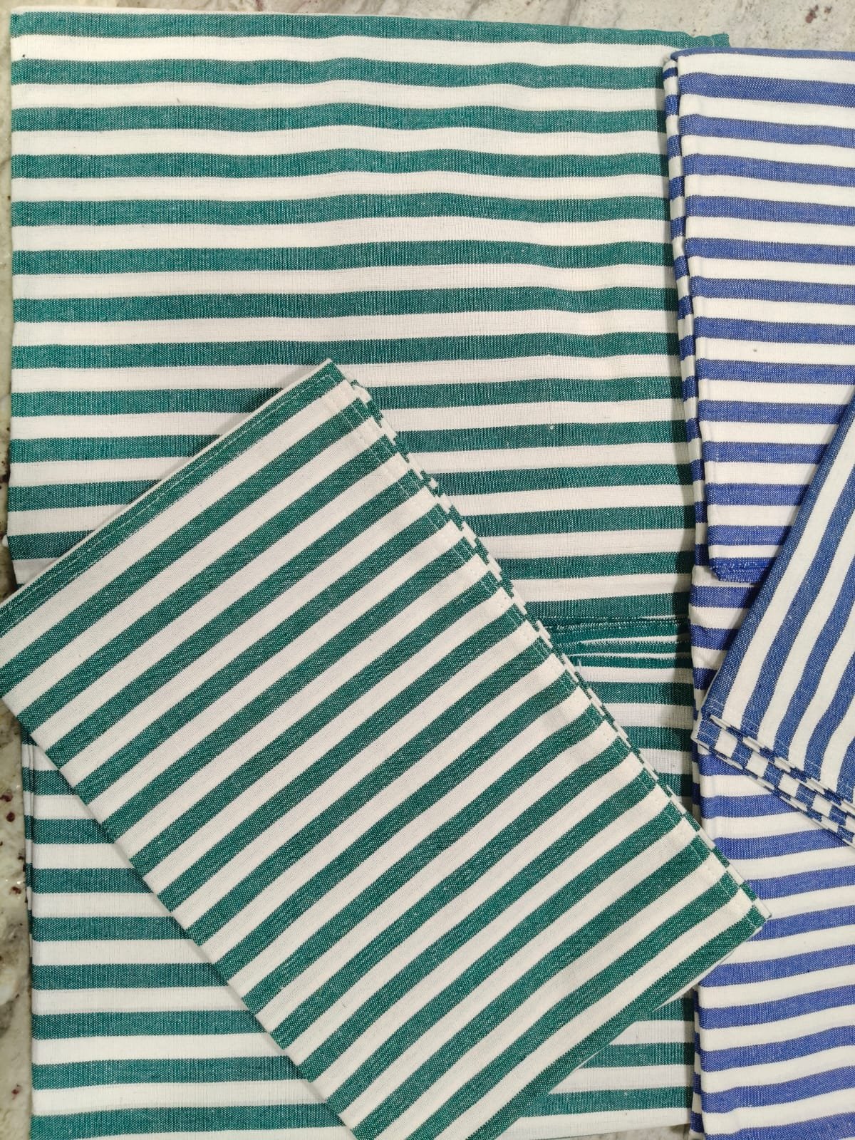 ST 60x90 Combed Cotton Stripe Bed Sheet - Model 1