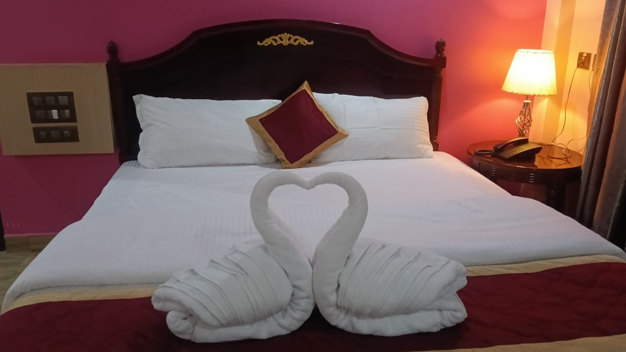 Vyasa Mandira Premium Bedsheet - Style 4